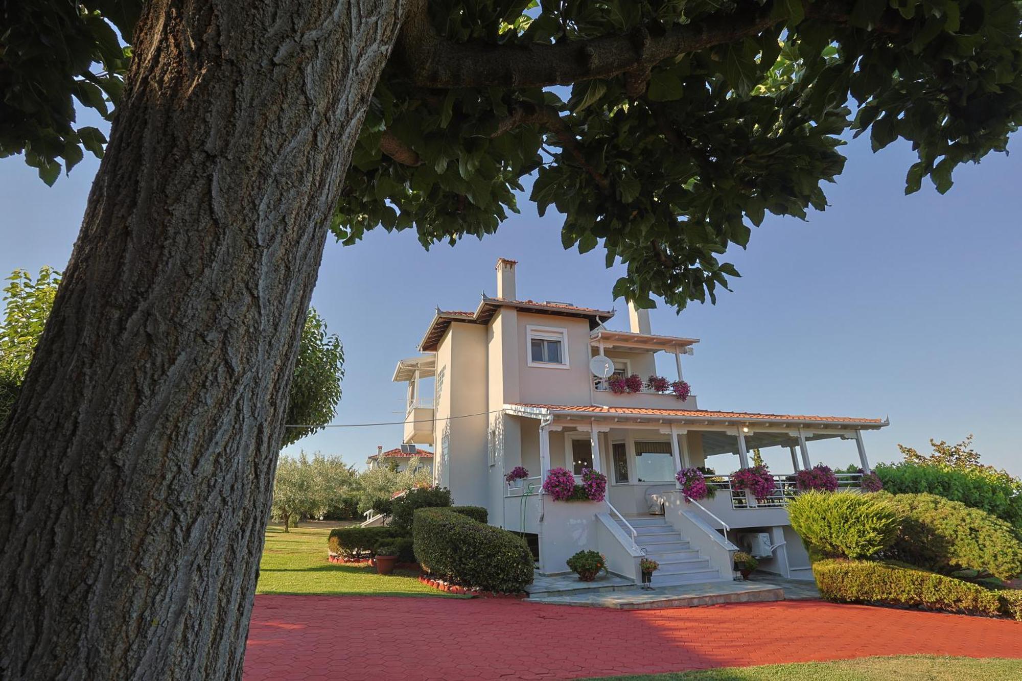 Villa Tammy'S Garden House Leptokaryá Exterior foto