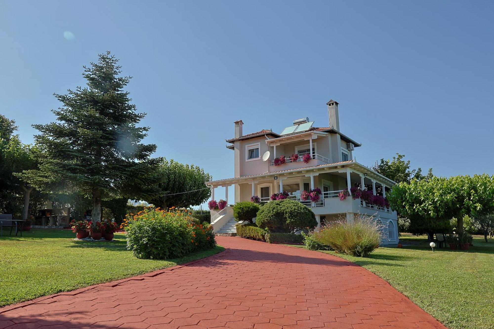 Villa Tammy'S Garden House Leptokaryá Exterior foto